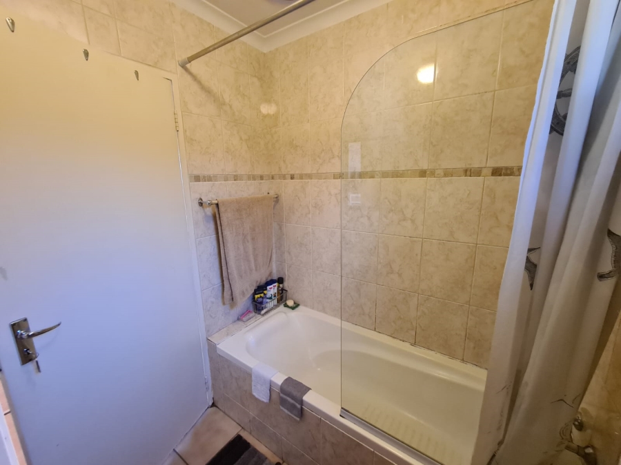 To Let 2 Bedroom Property for Rent in Ottery Western Cape